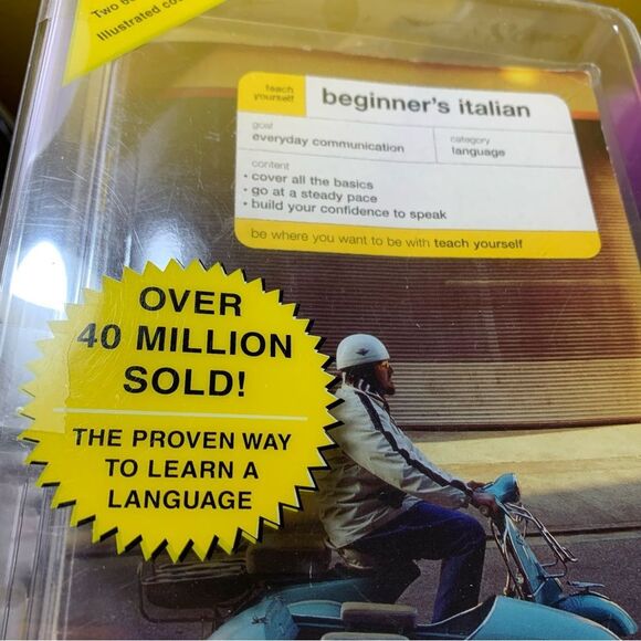 Beginner Italian Language Book & CDs introductory - Picture 6 of 8